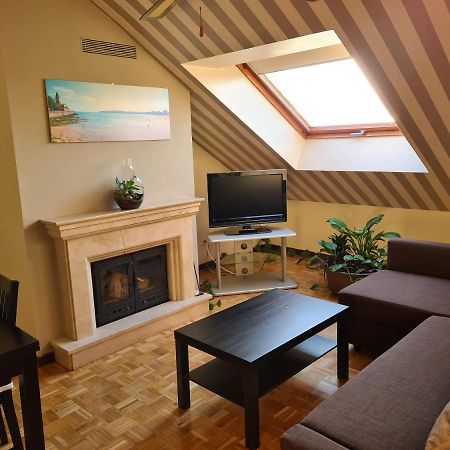 Апартаменты 106A Atico Con Garaje Y Chimenea Cerca De La Playa Хихон Экстерьер фото
